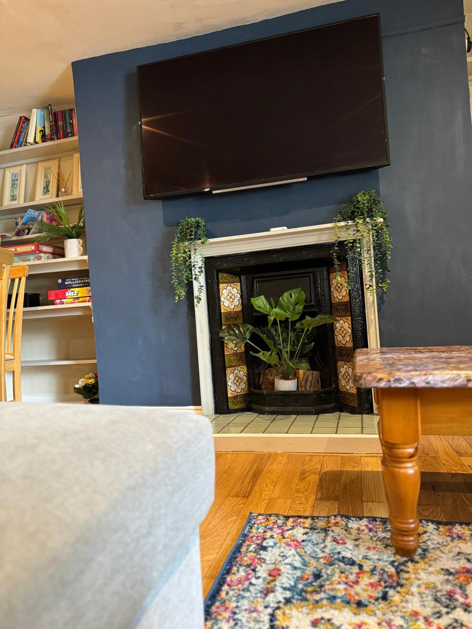 Beautiful Townhouse Next To Royal Victoria Park And Botanical Gardens Within Easy Walking Distance To Bath City Centre Exterior foto