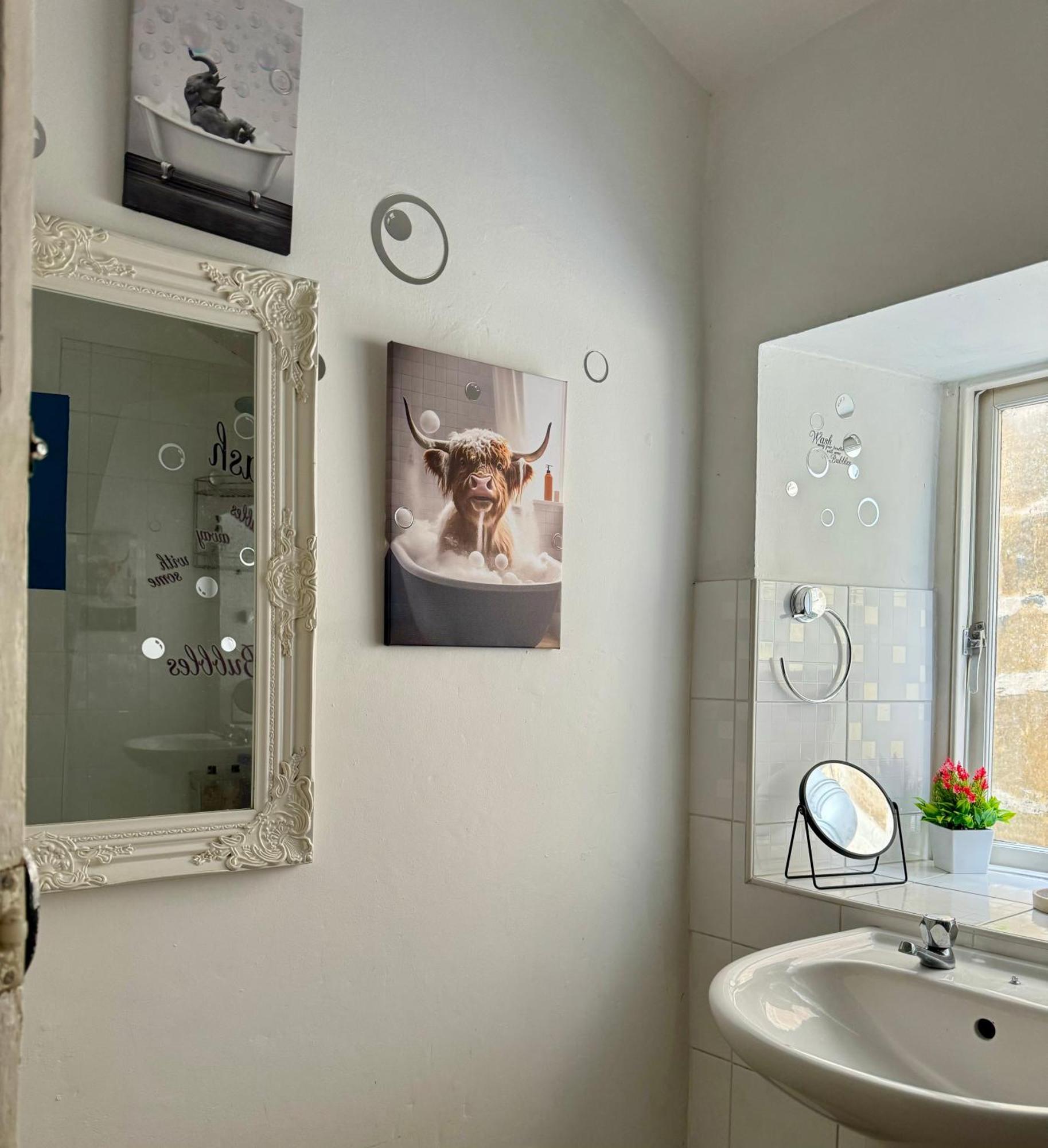 Beautiful Townhouse Next To Royal Victoria Park And Botanical Gardens Within Easy Walking Distance To Bath City Centre Exterior foto