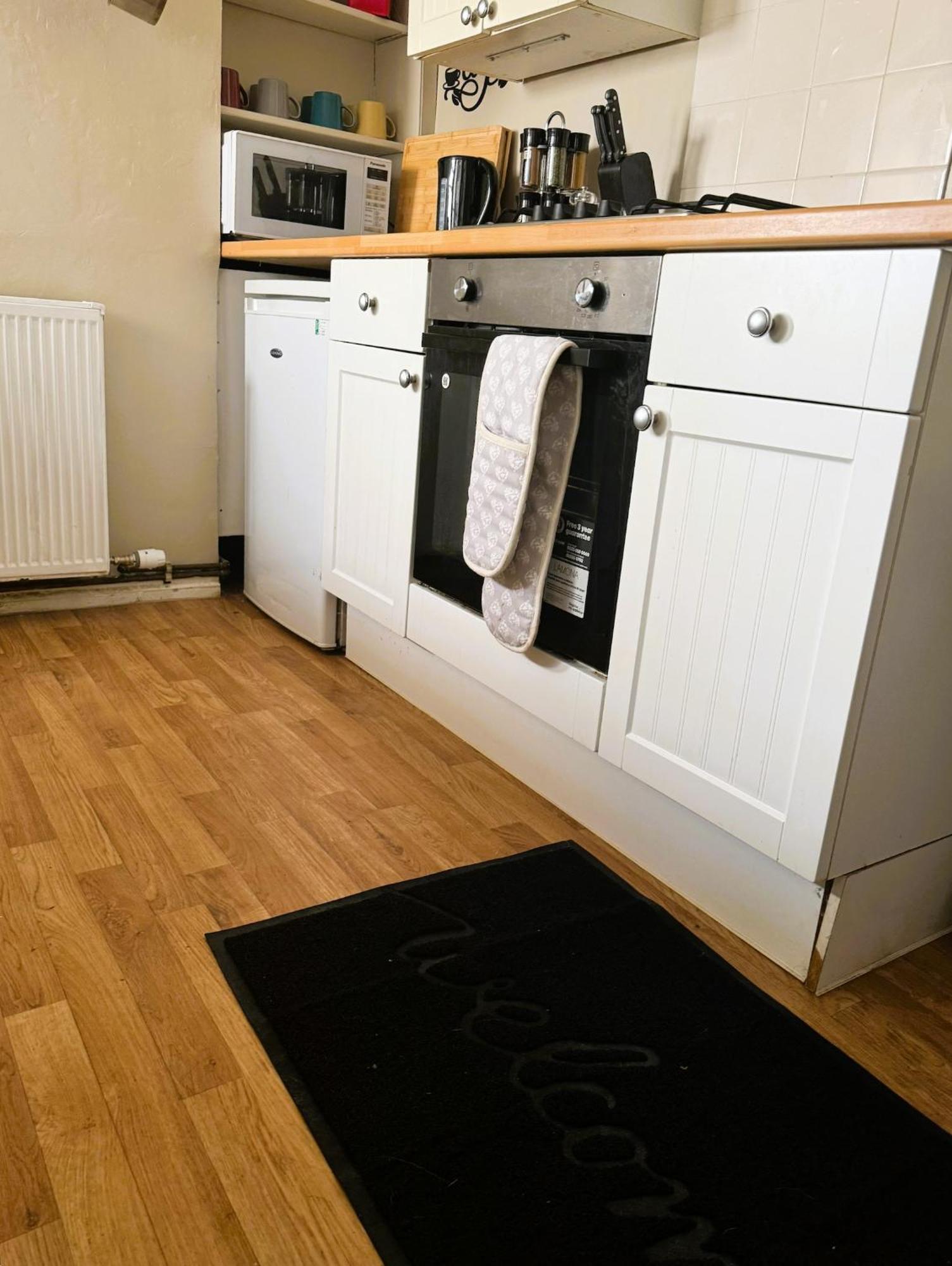 Beautiful Townhouse Next To Royal Victoria Park And Botanical Gardens Within Easy Walking Distance To Bath City Centre Exterior foto